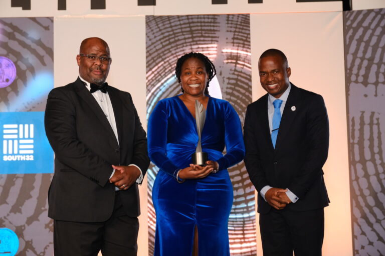 Dr Edith Phalane