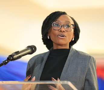 Dr Refiloe Zwane: Senior Programme Manager: Vice President’s Office, SAMRC, conveying a message of support at the launch of IPGH.