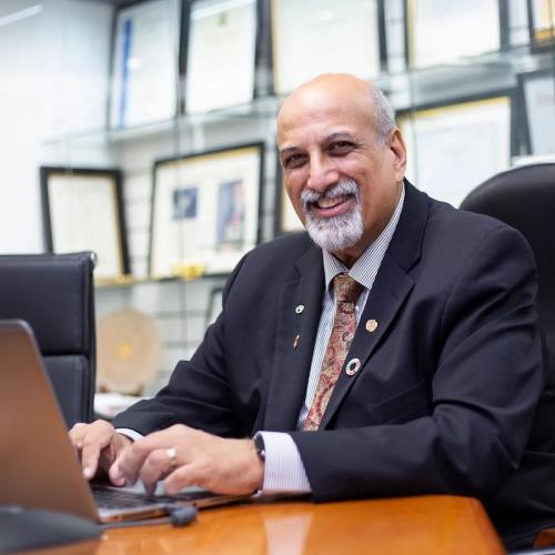 Prof Salim Abdool Karim